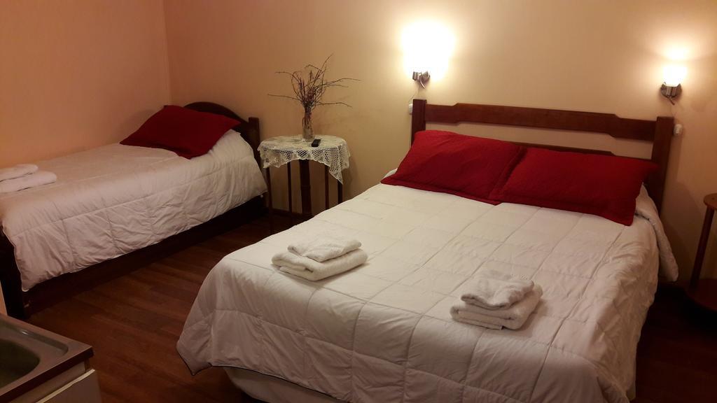 Hostal Victoria Пунта-Аренас Екстер'єр фото